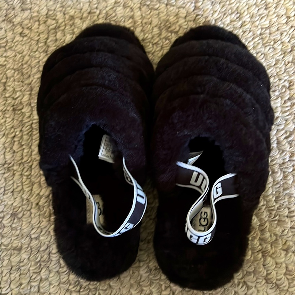 Brand new Ugg fluff slippers